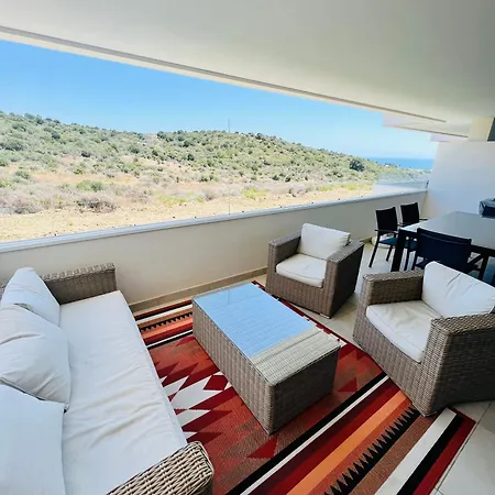 Serenity Views Lumineux Avec Terrasse, Nature Et Piscine *